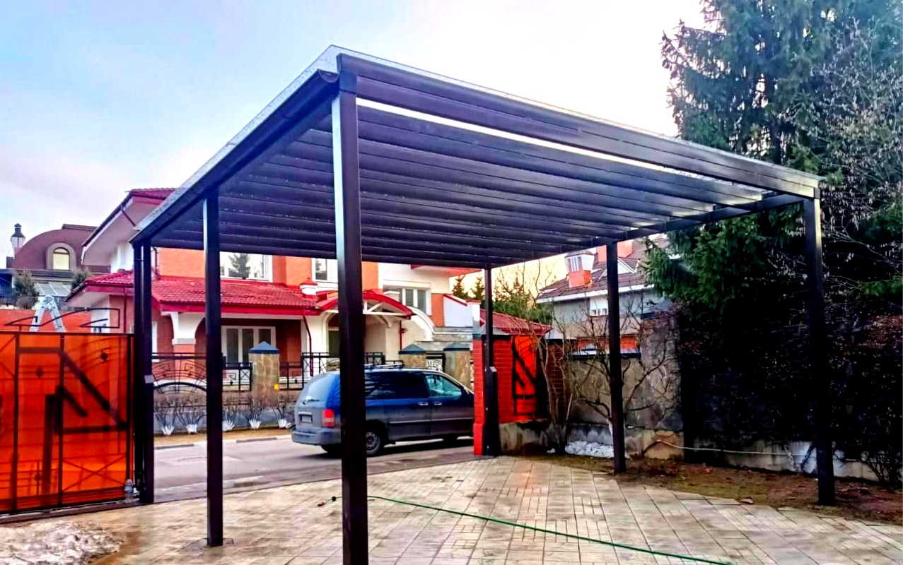 Автонавес односкатный с поликарбонатом Автонавес на несколько авто